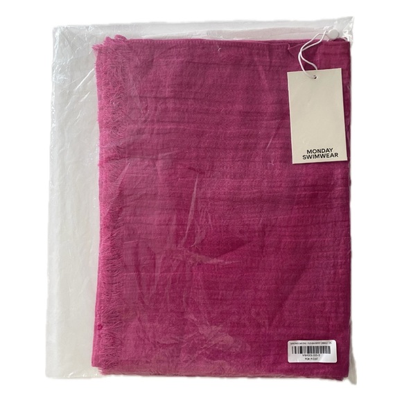 NWT Monday Swimwear Mykonos Sarong Fuchsia Berry - Picture 4 of 4